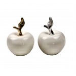  Dekoracja jabłko białe ze złotym lub srebrnym liściem. Wymiary: 12.3/9.3