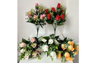 Bukiet róż, 10 główek, wysokość 42 cm, 5 kolorów: różowy, biały, pomarańczowy, czerwony, kremowo-różowy; śr. główki 4cm.