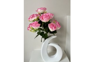 Bukiet róż, 12 główek, wysokość 42 cm, kolory: kremowo-różowy, biały, fioletowy jasny, fioletowy ciemny, kremowy, niebieski; śr. główki 8 cm.