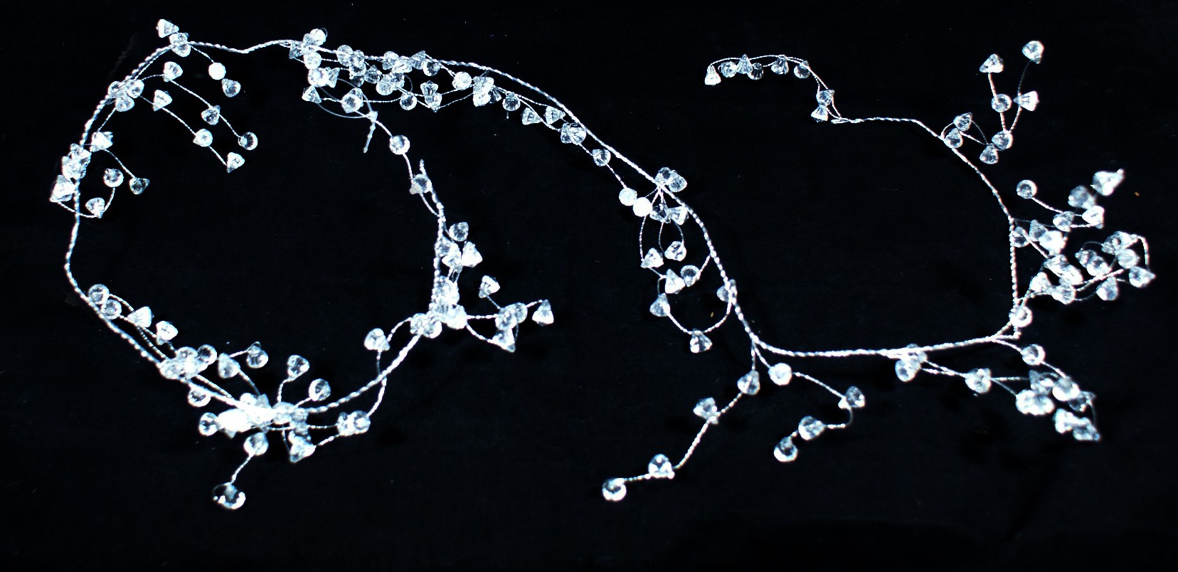 Girlanda dekoracyjna  z kryształkami o długości120 cm